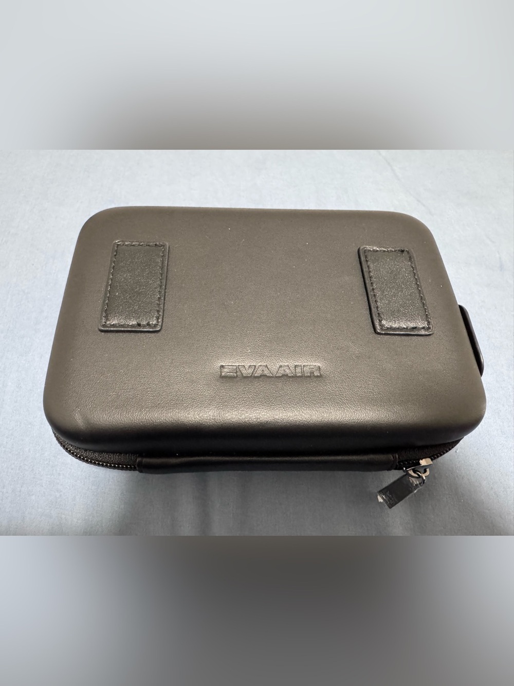 Maison Kitsuné x EVA Air Business Class Amenity Case / Crossbody Bag - Brand New - Picture 7 of 11